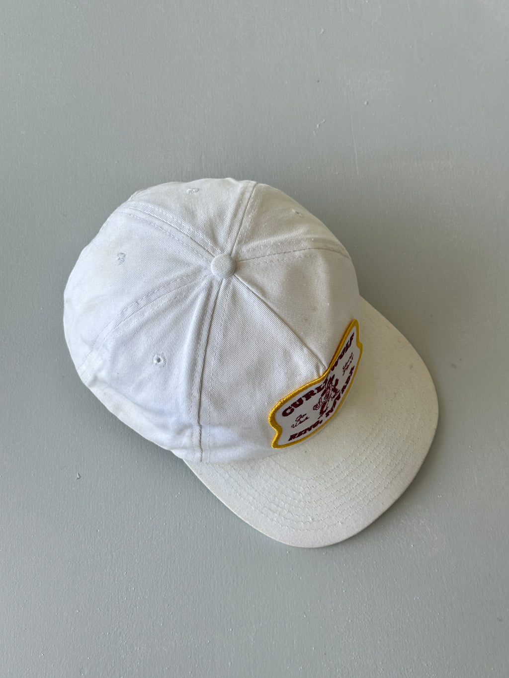 White Curly Wolf Reno Nevada 80's Vintage SnapBack Trucker Cap