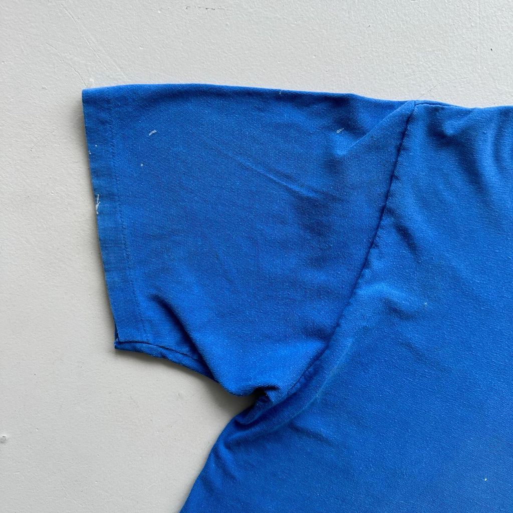 Blue Hawaii Tourist Thrashed 90s Vintage T-shirt - XL