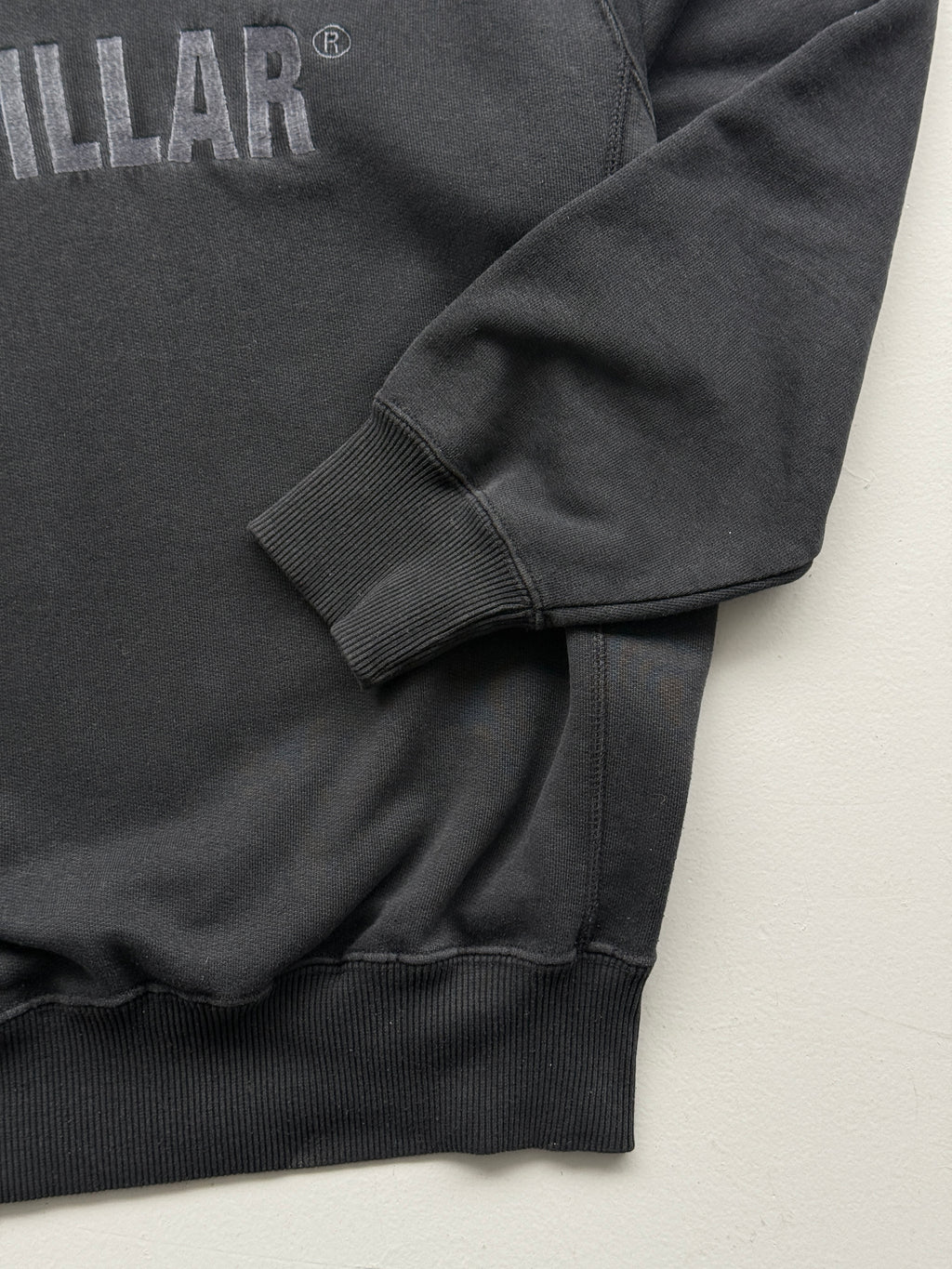 Caterpillar CAT Black Embroidered 90's Vintage Sweatshirt - Medium