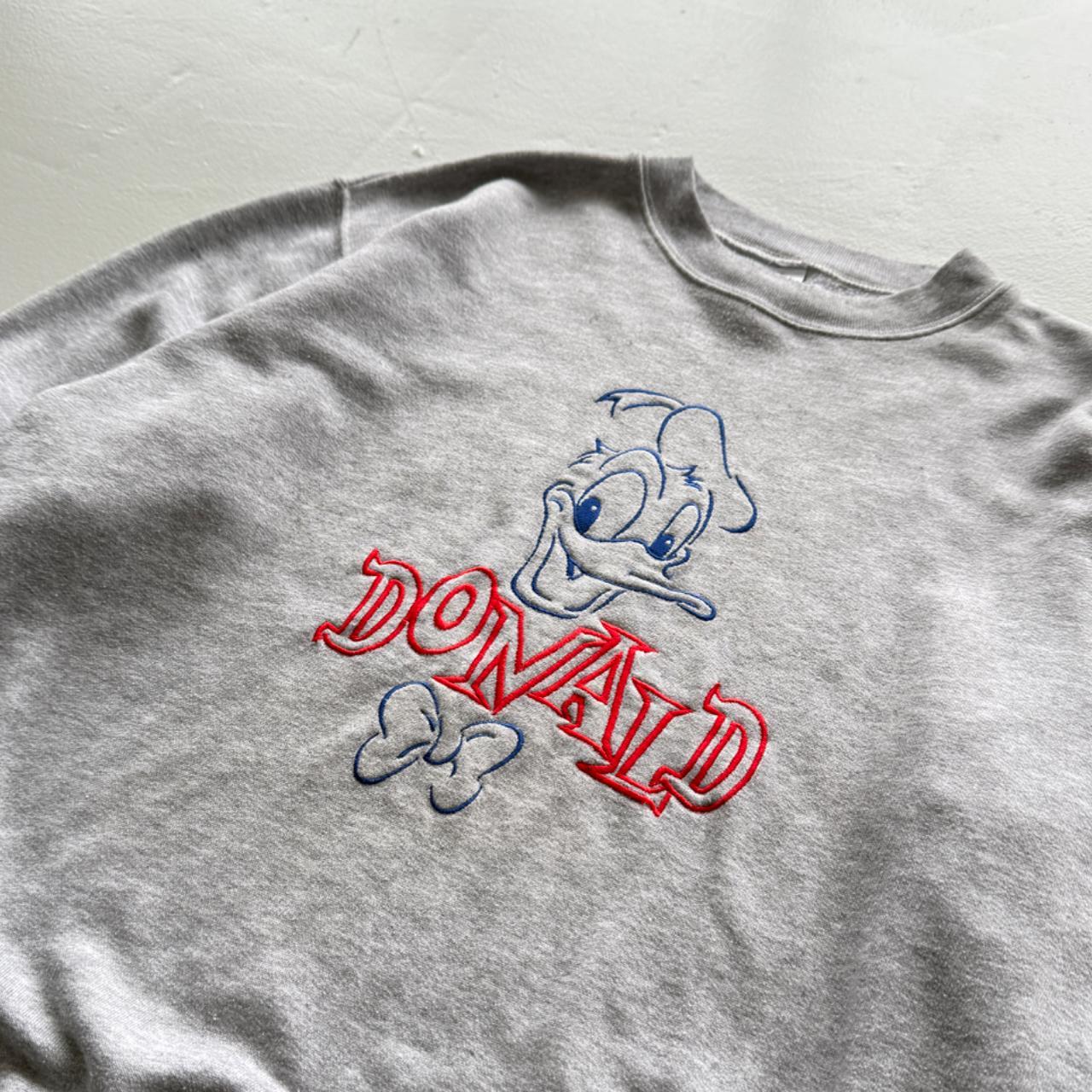 Grey Donald Duck 90’s Vintage Graphic Sweatshirt - Medium