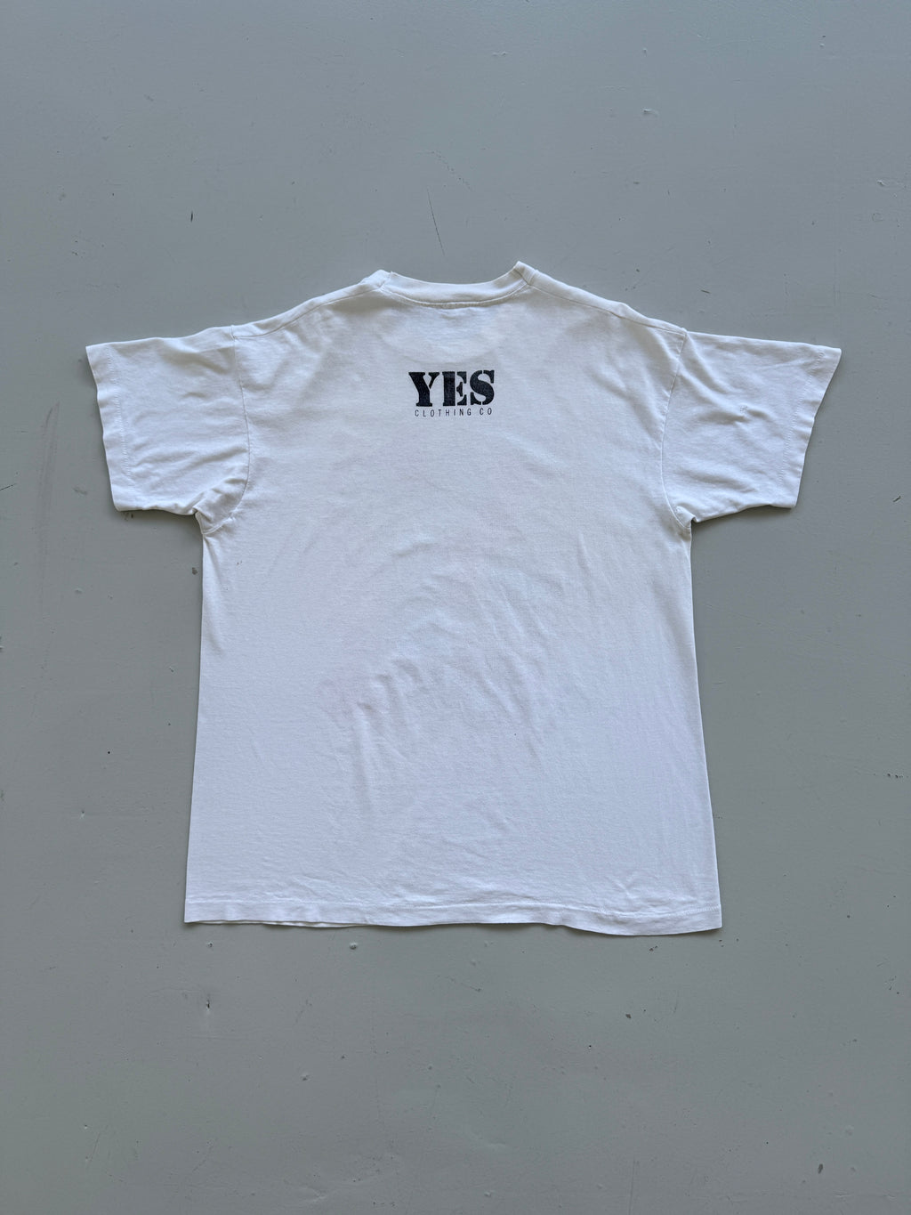 White YES Clothing 90's Vintage Single Stitch Graphic T-Shirt - XL