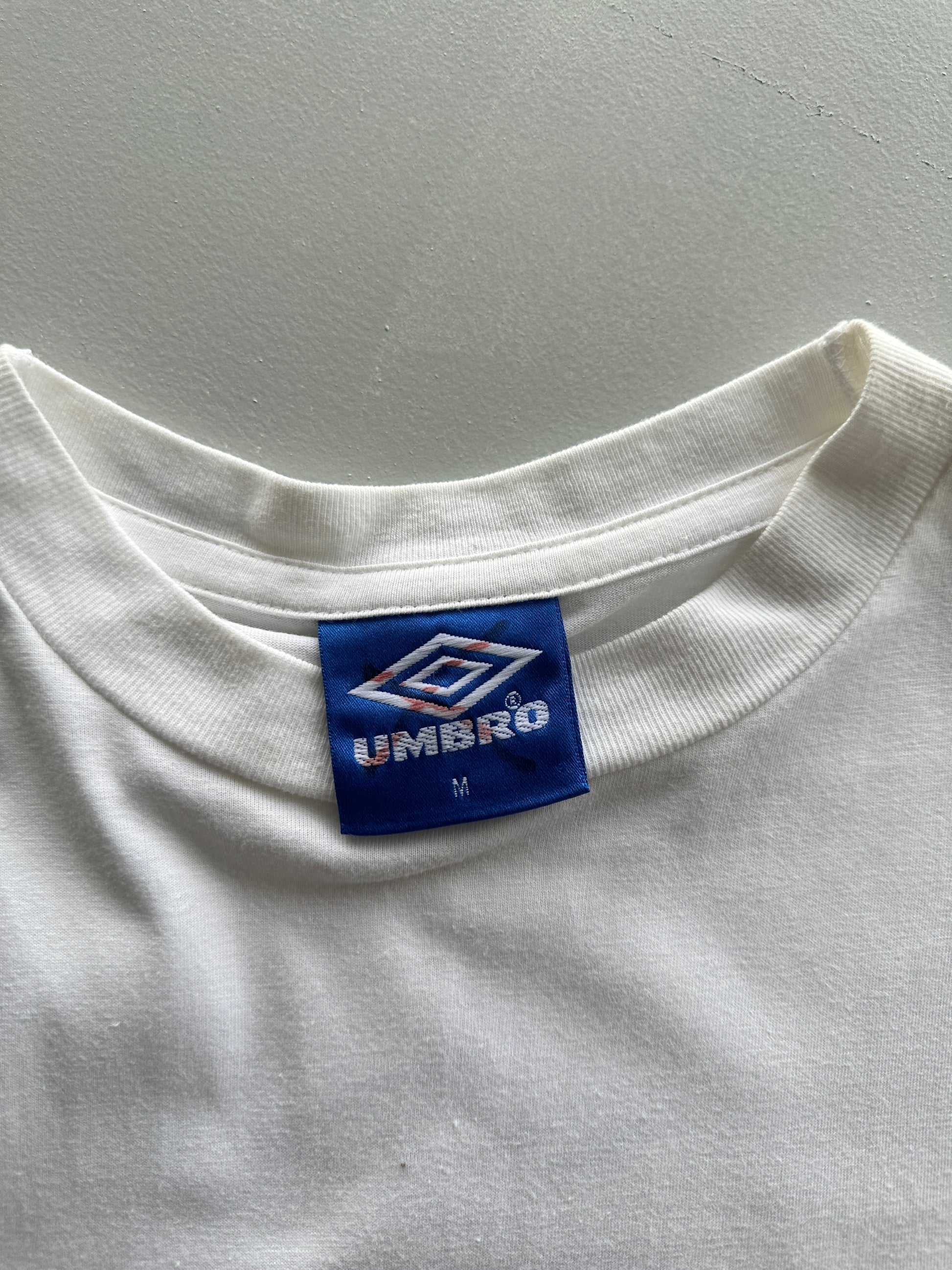 Umbro Manchester United Sharp 90's Vintage T-Shirt - Large