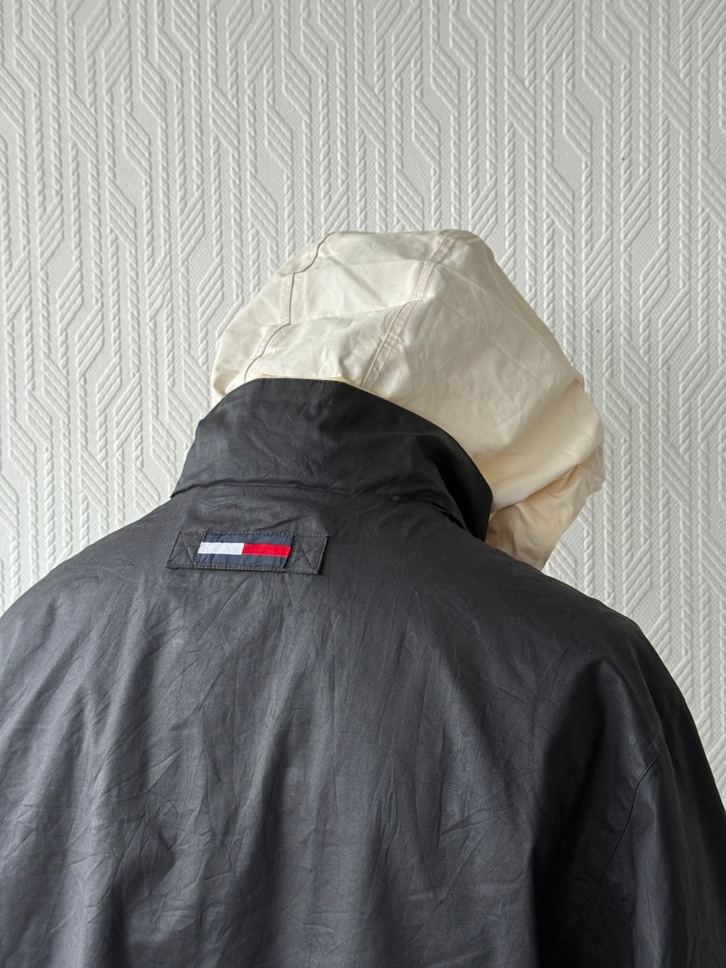 Black / Cream Reversible Tommy Hilfiger 00's Vintage Deck Jacket - Large