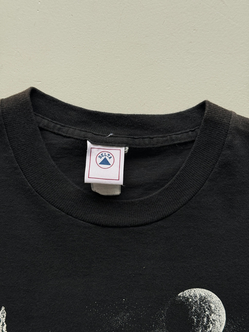 Black Vietnam 90's Vintage Graphic Single Stitch Tourist T-Shirt - Medium