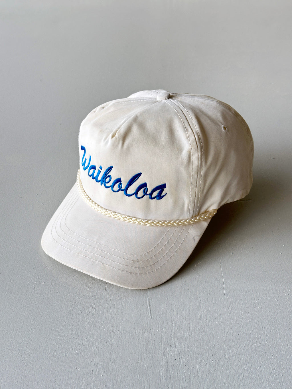 White Waikoloa 90's Vintage SnapBack Trucker Cap