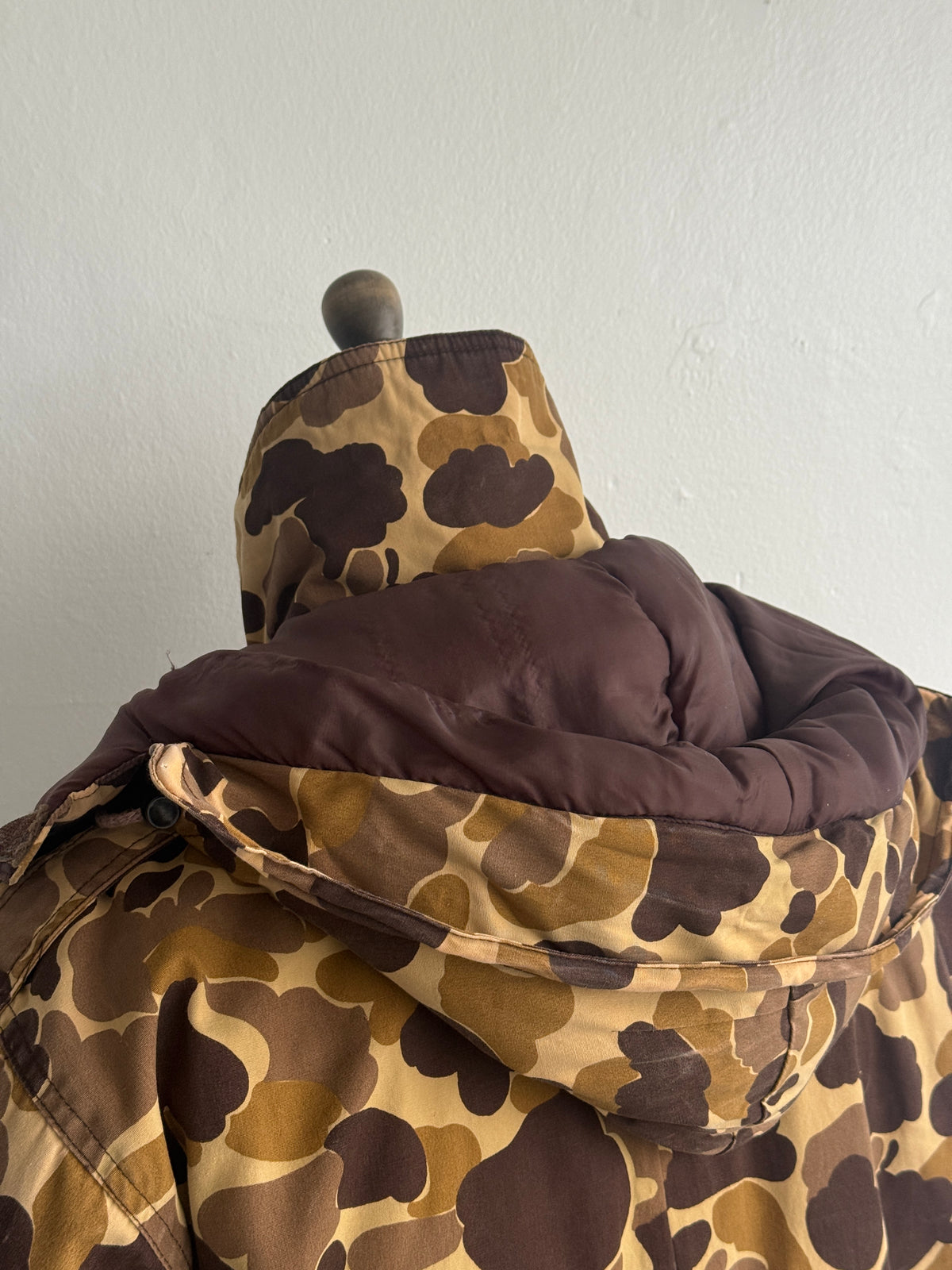 Avid Camo Duck Hunter 80's Vintage Hooded Hunting Jacket - Medium