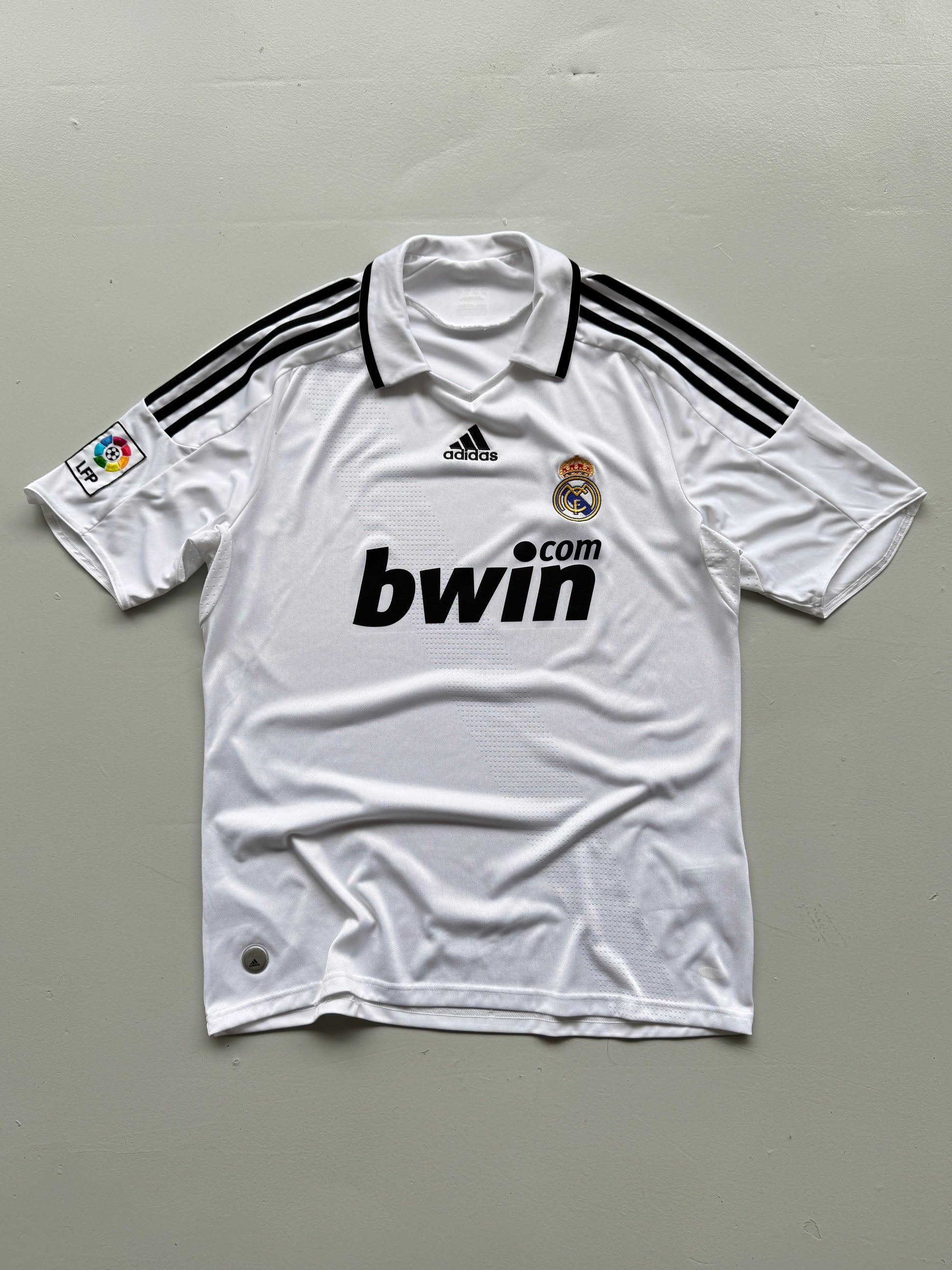 Adidas 2008-09 Real Madrid Home Football Shirt - Large
